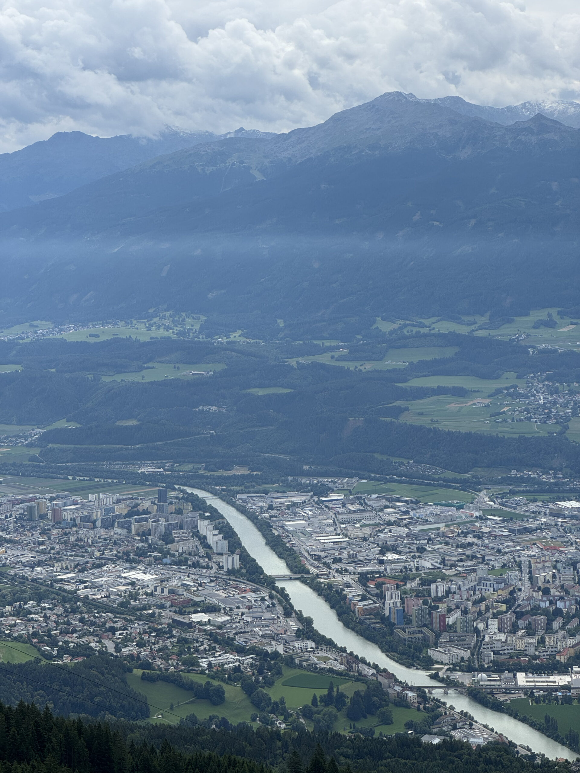 ChrisxBianca, Chris & Bianca, Austria, Innsbruck, photo of river running through innsbruck